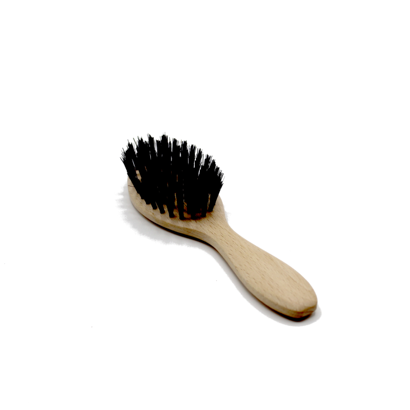 Pocket beech wood brush